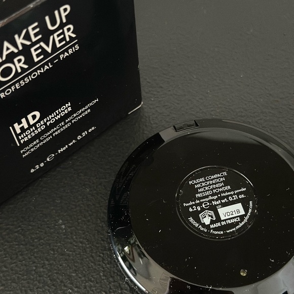 BNIB - Makeup Forever HD Pressed Powder - High Definition Pressed Powder - Picture 5 of 5